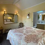 Les Rocailles Bed and breakfast 4*