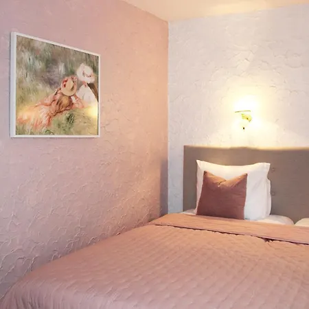 Les Rocailles 4*