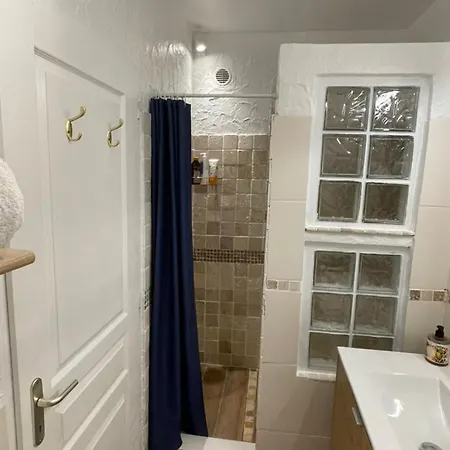 Bed & Breakfast Les Rocailles 4*