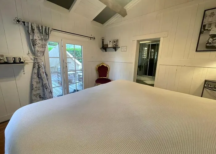 Bed and breakfast Les Rocailles Lamonzie-Montastruc