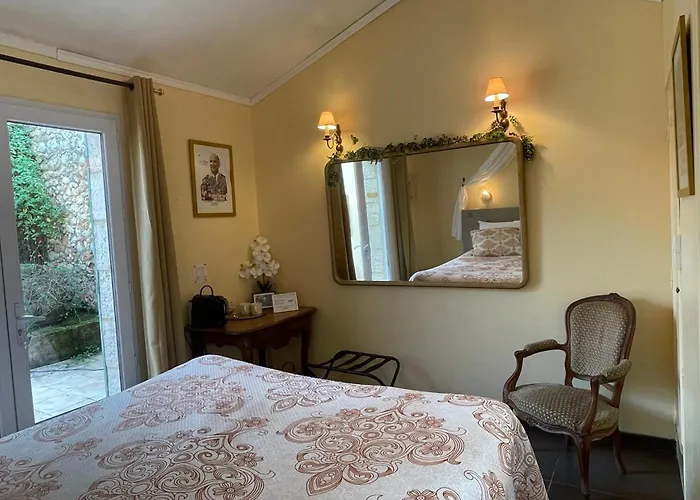 Les Rocailles Bed and breakfast 4*